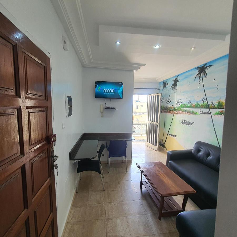 Bricos Appartement Sud Foire Dakar Luaran gambar